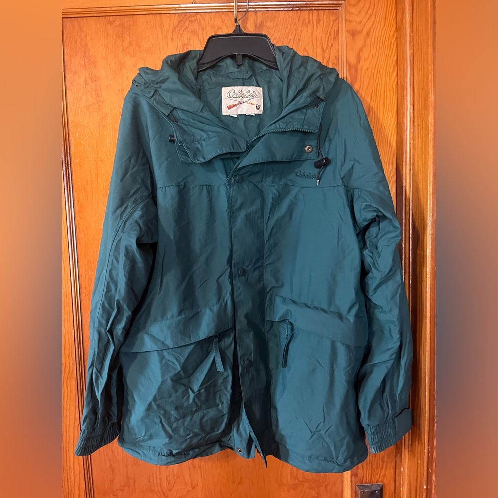 Cabela’s green Mens coat Size: S